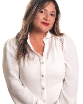 Lizbeth Tovar